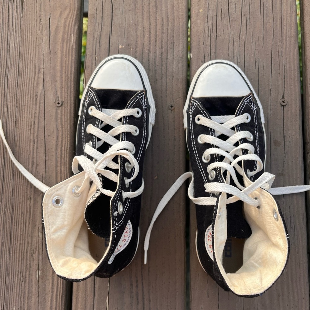 Black & White High Top Converse (men 5, women 7)